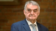 NRW-Innenminister macht