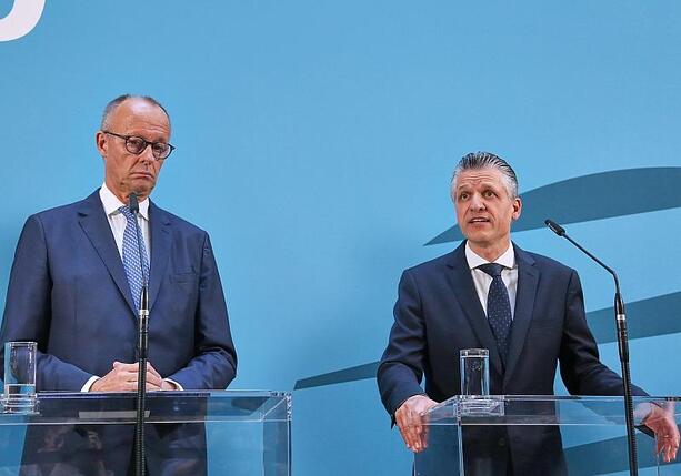 Bild vergr&ouml;&szlig;ern: Insa: Union fällt auf niedrigsten Wert seit fünf Jahren