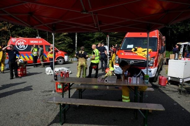 Bild vergr&ouml;&szlig;ern: Feuer anderthalb Kilometer von deutscher Grenze entfernt - Kein Übergreifen erwartet