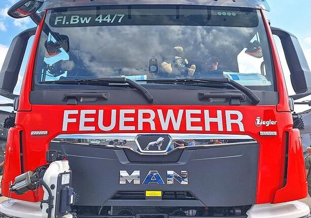 Bild vergr&ouml;&szlig;ern: Entwarnung nach Rekord-Waldbrand im Hürtgenwald