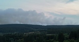 Brand in Belgien: Eifel-Ort Monschau hofft auf Entspannung der Lage durch Regen