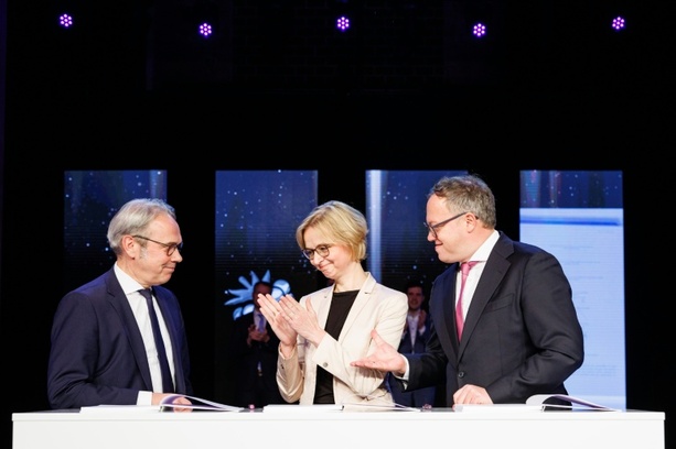 Bild vergr&ouml;&szlig;ern: Streit mit Bundesspitze: Thüringer BSW steht zu Regierungskoalition