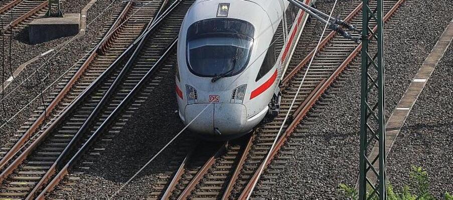 Grüne fordern stärkere Regulierung des Bahn-Fernverkehrs