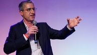 Per Anhalter: Französischer Präsidentschaftskandidat trifft Wähler
