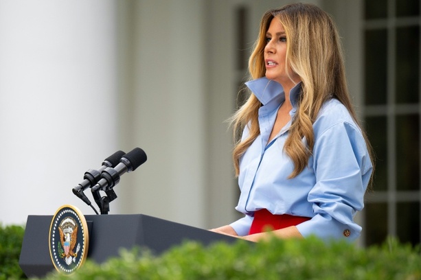Bild vergr&ouml;&szlig;ern: Melania Trump scherzt über Abwesenheit: Ich habe gehört, Ihr habt mich vermisst