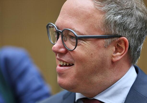 Bild vergr&ouml;&szlig;ern: Mario Voigt als Thüringer CDU-Chef wiedergewählt
