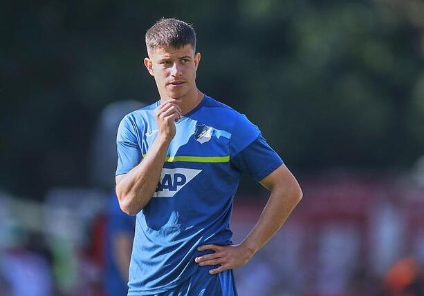 Bild vergr&ouml;&szlig;ern: DFB-Pokal: Hoffenheim mit deutlichem Sieg gegen Erzgebirge Aue
