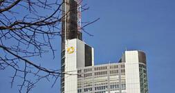 Commerzbank-Aufsichtsratschef will Überprüfung des Übernahmerechts