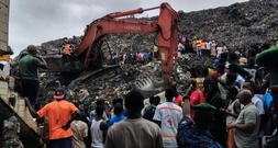 Müllkippe rutscht auf Siedlung: Mindestens 18 Todesopfer in Guinea