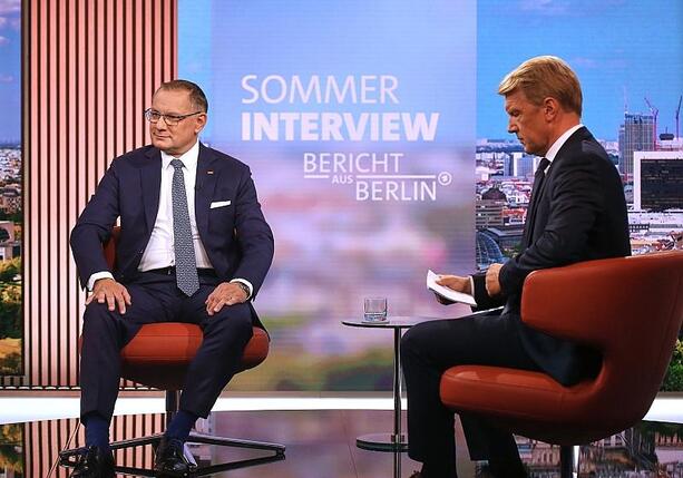 Bild vergr&ouml;&szlig;ern: Chrupalla: Klimawandel ist Nebenthema
