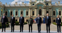 Nordische und baltische Staats- und Regierungschefs zu Solidaritätsbesuch in Kiew