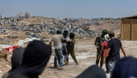 Israelische Siedler im Westjordanland greifen AFP-Journalisten an