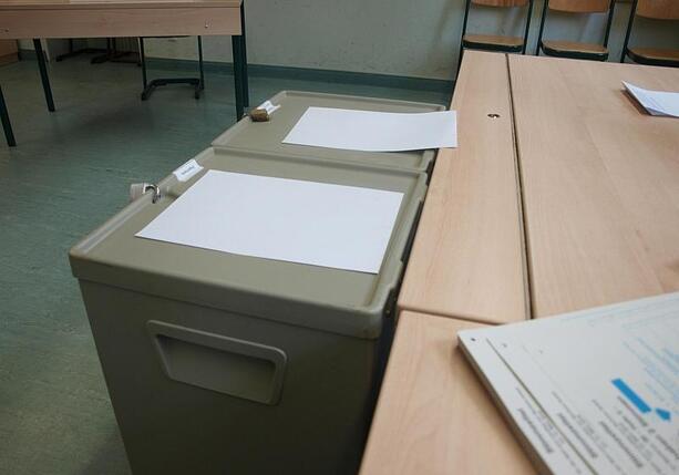 Bild vergr&ouml;&szlig;ern: Nouripour will Wahltermine bündeln