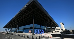 Nach Infektion mit Malaria: Beschäftigter von Frankfurter Flughafen gestorben
