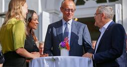 ZDH-Präsident fordert Senkung der Lohnnebenkosten