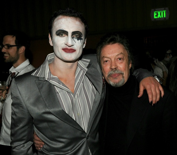 Bild vergr&ouml;&szlig;ern: TMZ: Rocky Horror Picture Show-Star Tim Curry mit 80 Jahren gestorben