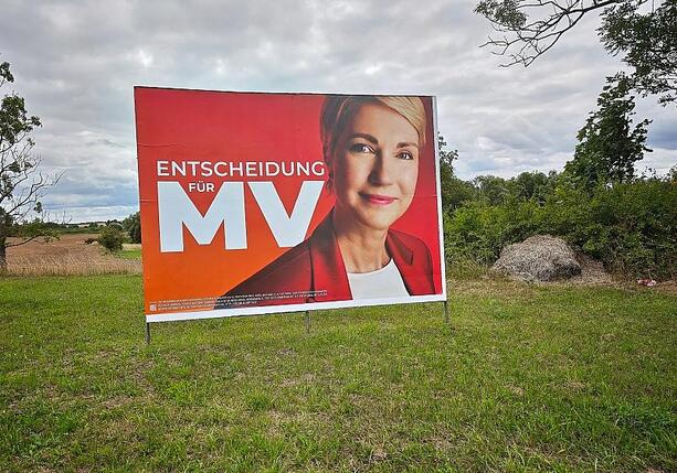 Bild vergr&ouml;&szlig;ern: Rentenstreit: Schwesig wirft Merz mangelnden Dialog vor