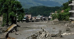 Zahl der Toten nach Überschwemmungen in Nepal steigt auf 157