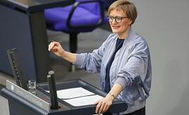 Grünen-Chefin wirft Regierung mangelnde Entschlossenheit vor