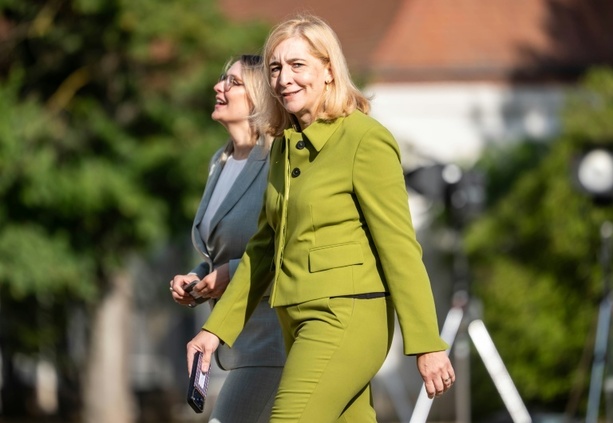 Bild vergr&ouml;&szlig;ern: Rente mit 63: Warken zeigt Kompromisslinien auf