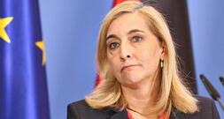 Warken: Linnemanns Pflege-Vorstoß hat Berechtigung