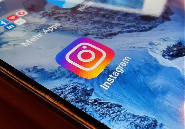 Bild vergr&ouml;&szlig;ern: Verbraucherschützer wollen strengere Social-Media-Regulierung