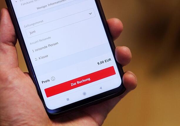 Bild vergr&ouml;&szlig;ern: Grüne kritisieren Bahn für Boykott gemeinsamer Ticket-App
