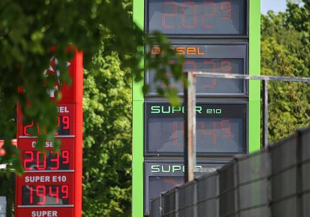Bild vergr&ouml;&szlig;ern: SPD-Politikerin wirft Ölkonzernen Lügen über Spritpreise vor