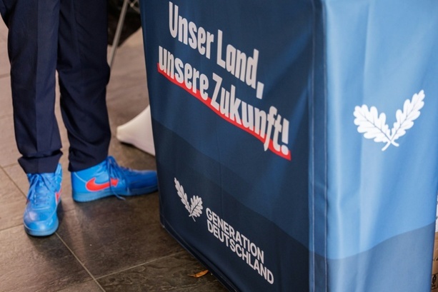 Bild vergr&ouml;&szlig;ern: SPD- und Grünen-Politiker fordern Verbot radikaler AfD-Landesverbände