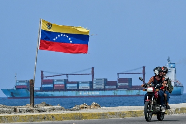 Bild vergr&ouml;&szlig;ern: Nach Öl-Deal mit Trump: Venezuelas Präsidentin sichert Wahrung der Souveränität zu