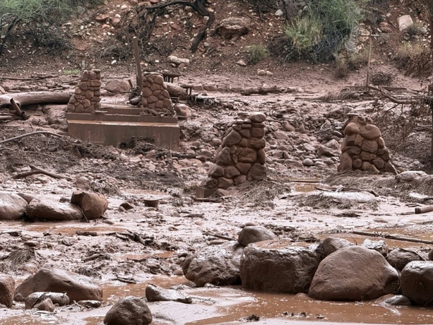 Bild vergr&ouml;&szlig;ern: Sturzflut im Grand Canyon: Zahl der Toten auf zwei gestiegen