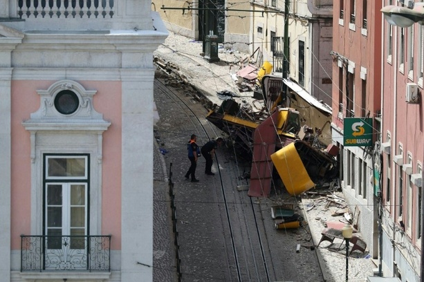 Bild vergr&ouml;&szlig;ern: Nach tödlichem Unglück: Lissabon plant komplett neue Gloria-Bahn