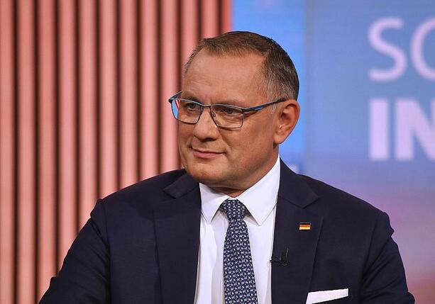 Bild vergr&ouml;&szlig;ern: Chrupalla wirft Regierung Doppelmoral bei Russland-Debatte vor