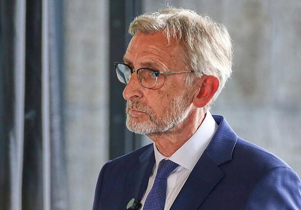 Bild vergr&ouml;&szlig;ern: Schuster nennt Anschlagsversuch in Leipzig Staatsterrorismus