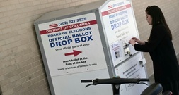 Hinweisgeber warnt vor Fehlern bei Briefwahl-System in den USA