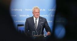 Rainer sieht nach Erntebericht