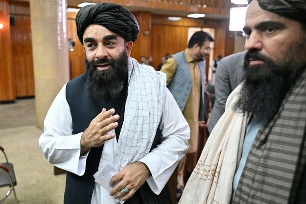 Bild vergr&ouml;&szlig;ern: Taliban-Regierung verteidigt Protestverbot gegen Kritik von Menschenrechtsorganisationen