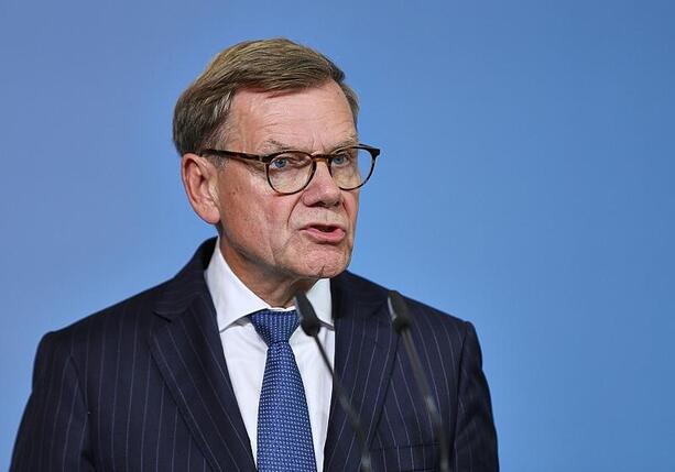 Bild vergr&ouml;&szlig;ern: Wadephul dankt für Solidarität nach Drohnenvorfall in Leipzig