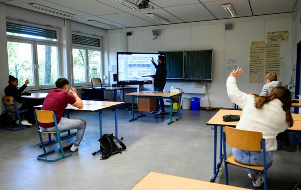 Bild vergr&ouml;&szlig;ern: Sport und Kunst beliebteste Schulfächer - Chemie und Physik laut Umfrage hinten
