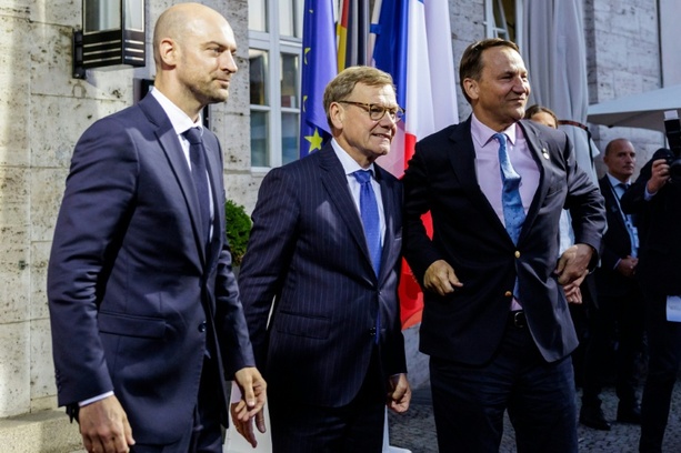 Bild vergr&ouml;&szlig;ern: Russland schließt Goethe-Institute - Wadephul äußert Bedauern