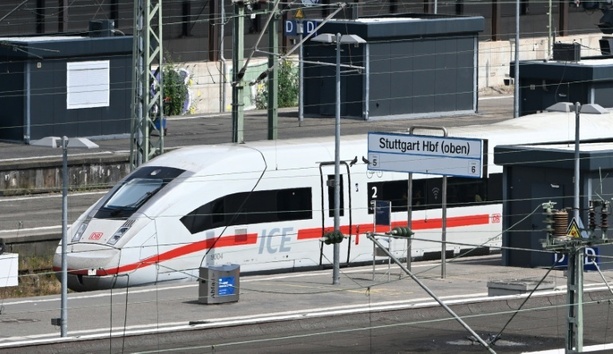 Bild vergr&ouml;&szlig;ern: Pünktlichkeit im DB-Fernverkehr im August kaum verbessert