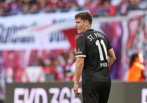 Bild vergr&ouml;&szlig;ern: 2. Bundesliga: Bielefeld und St.Pauli trennen sich unentschieden