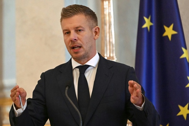 Bild vergr&ouml;&szlig;ern: Ungarn will wehrpflichtigen Ukrainern weiter Schutz gewähren