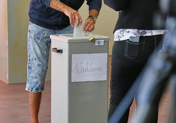 Bild vergr&ouml;&szlig;ern: Wahlbeteiligung in Sachsen-Anhalt bis zum Mittag bei 34,7 Prozent