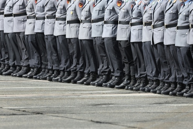 Bild vergr&ouml;&szlig;ern: Sexualisiertes Fehlverhalten in der Bundeswehr: Generalinspekteur  alarmiert