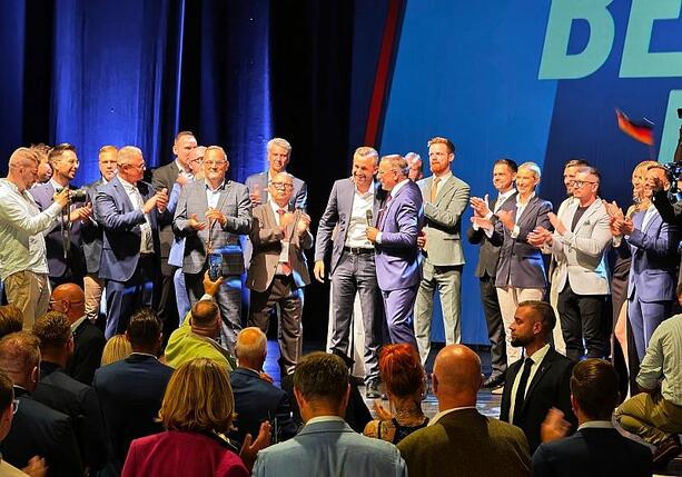 Bild vergr&ouml;&szlig;ern: Wagenknecht: Gespräche mit AfD - aber keine Koalition