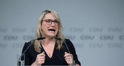 Merz trennt sich von CDU-Vize-Generalsekretärin Stumpp - Thüringer Hose Nachfolger