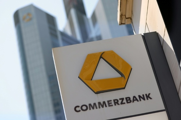 Bild vergr&ouml;&szlig;ern: Commerzbank-Übernahme: Klingbeil will Interessen Deutschlands klarstellen