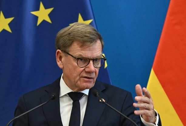 Bild vergr&ouml;&szlig;ern: Bundesaußenminister Wadephul reist zu Gesprächen nach München und Genf