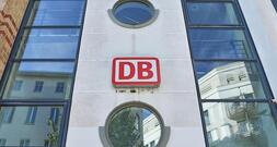 Bahn-Beschäftigte kritisieren neues Markendesign